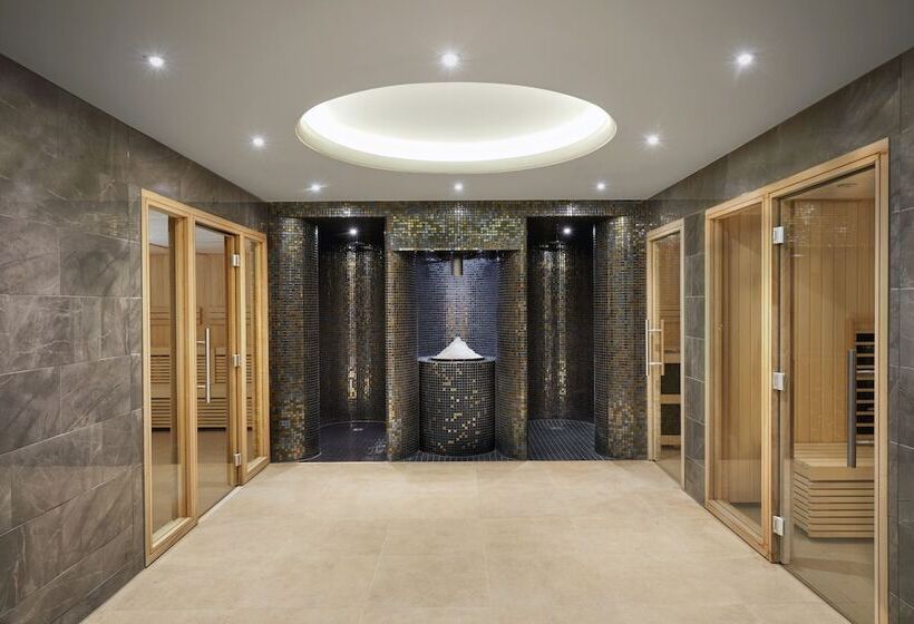 Отель Ensana Buxton Crescent