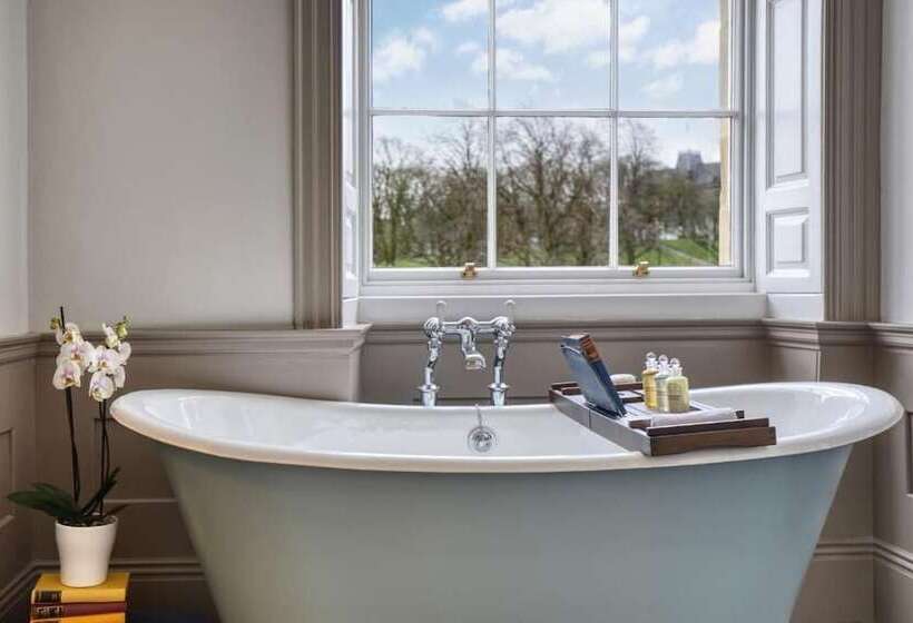 Отель Ensana Buxton Crescent