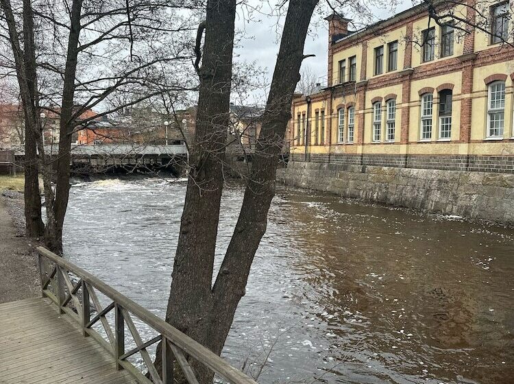 בית מלון כפרי L Gillet I Koping