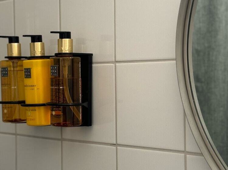 בית מלון כפרי L Gillet I Koping