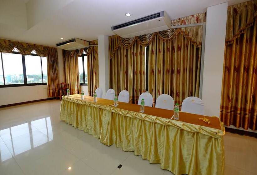 בית מלון כפרי Pc Palace