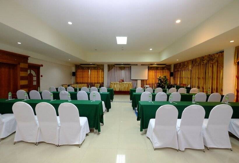 هتل Pc Palace