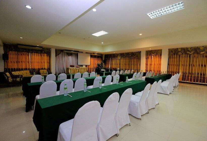 בית מלון כפרי Pc Palace