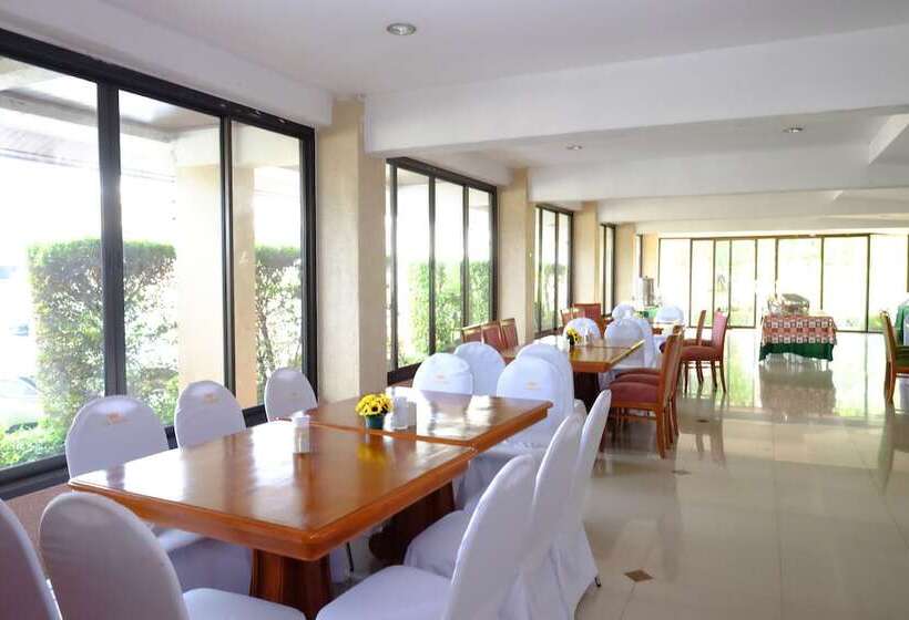 בית מלון כפרי Pc Palace