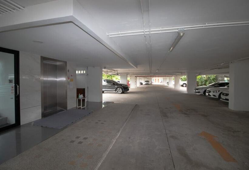 酒店 Phavina Grand Boutique