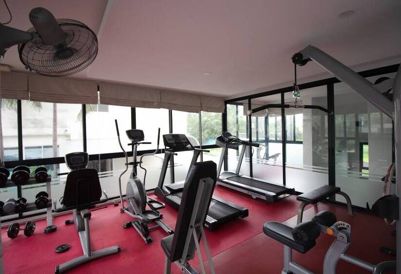 酒店 Phavina Grand Boutique