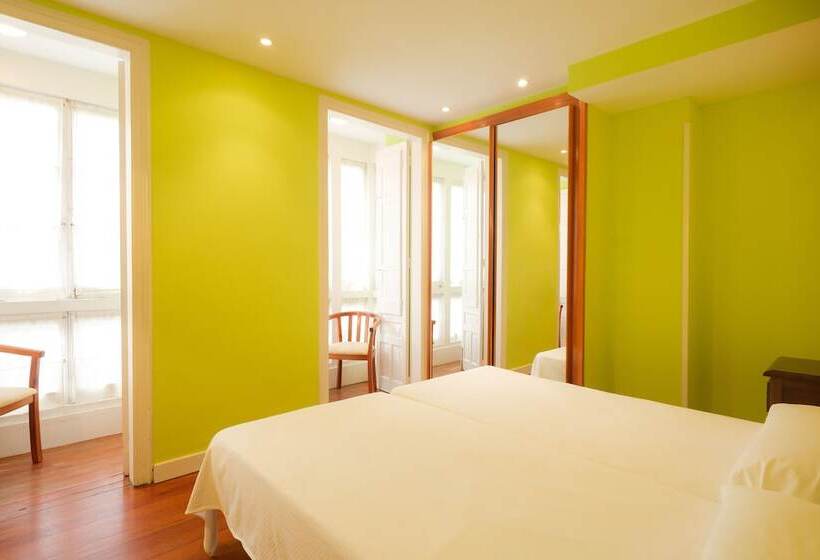 هتل Playa De Luanco