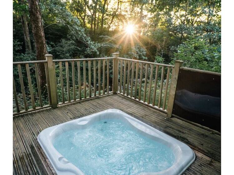 酒店 Riverbeds Lodges With Hot Tubs