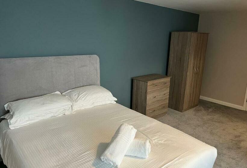 호텔 Station Lodge   Free Off Site Health Club Access With Pool, Sauna, Steam Room & Gym