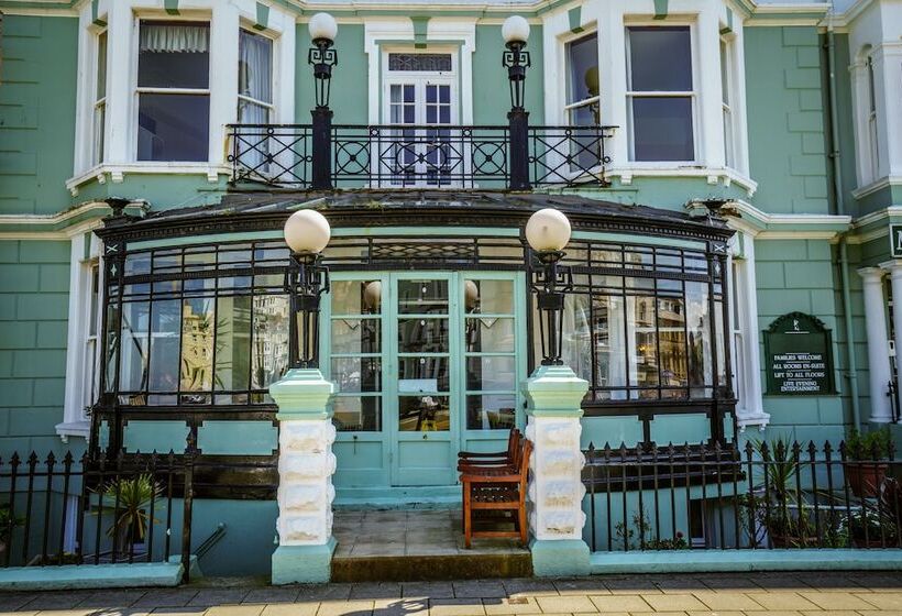 Отель The Marlborough