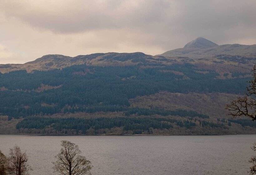 Отель The Tarbet