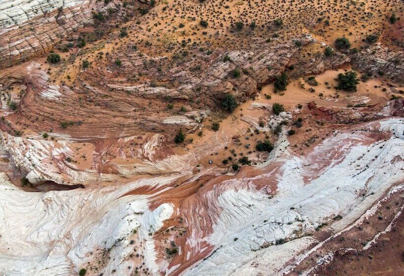 فندق Under Canvas Lake Powellgrand Staircase