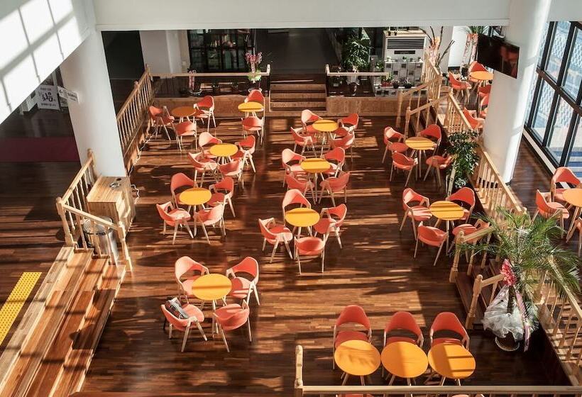 Hotel Oneness Resort