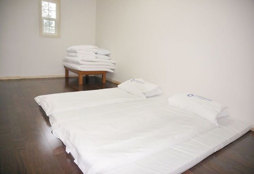 Hotel Oneness Resort