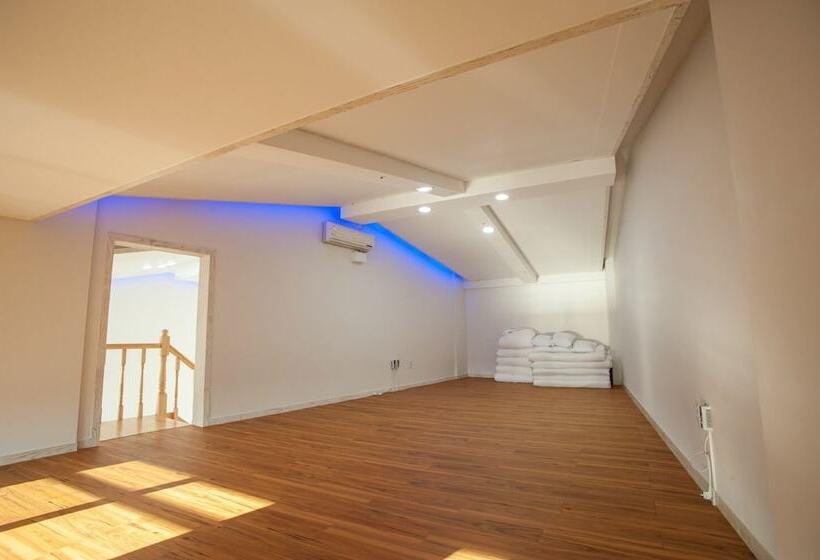 Hotel Oneness Resort