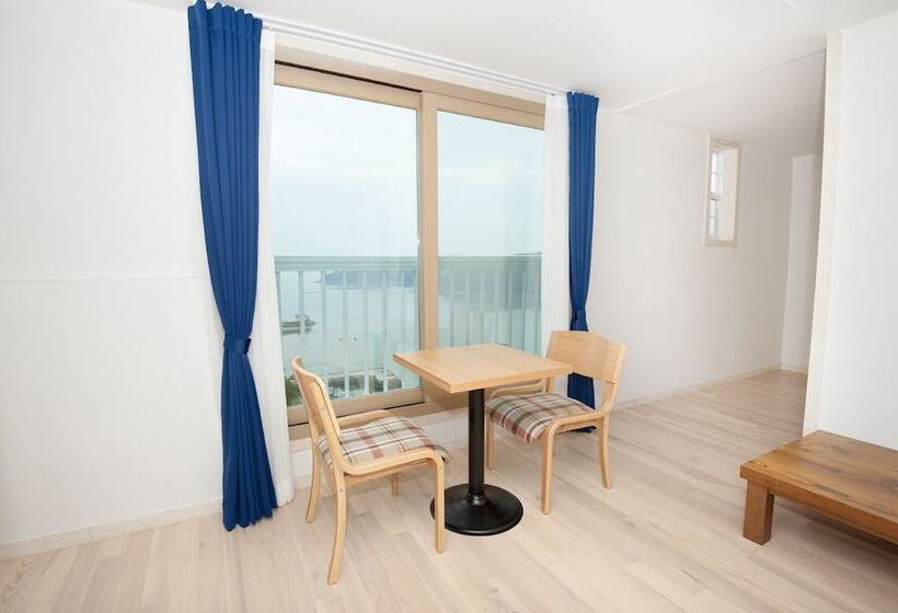 Hotel Oneness Resort