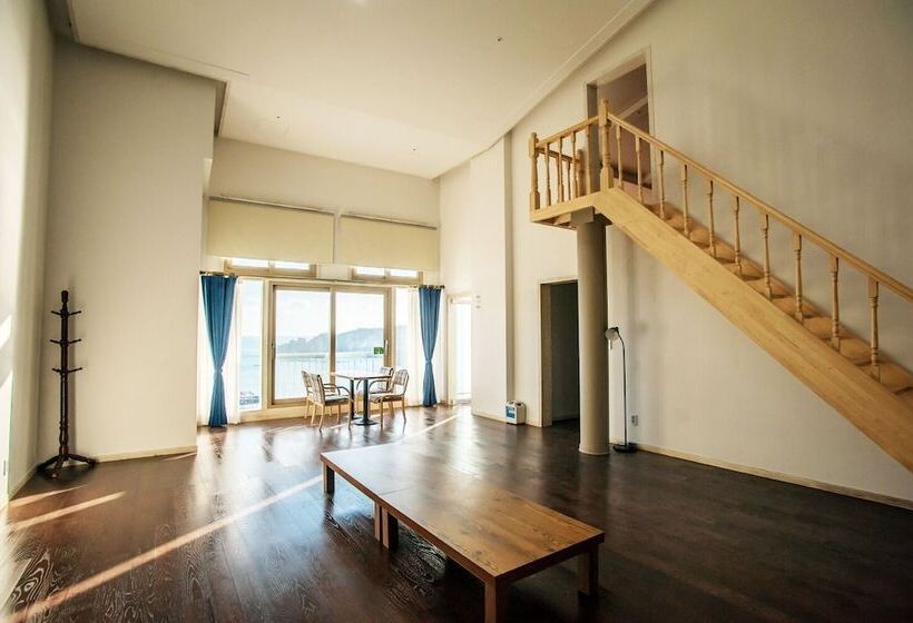 Hotel Oneness Resort