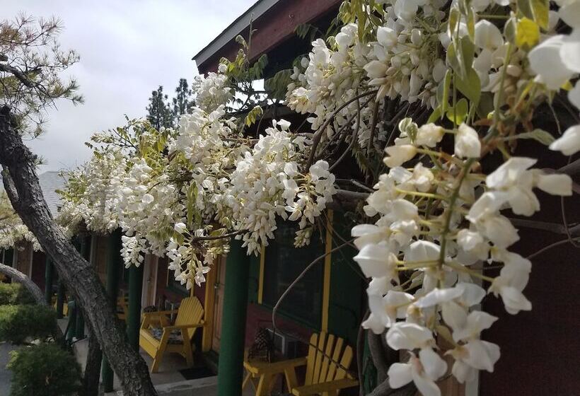 민박 Idyllwild Bunkhouse