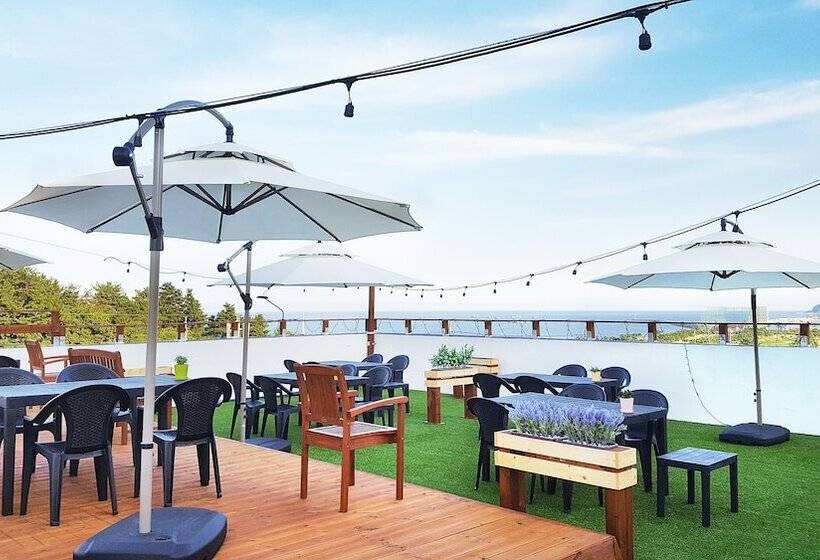 Inthree Gueshouse   Hostel