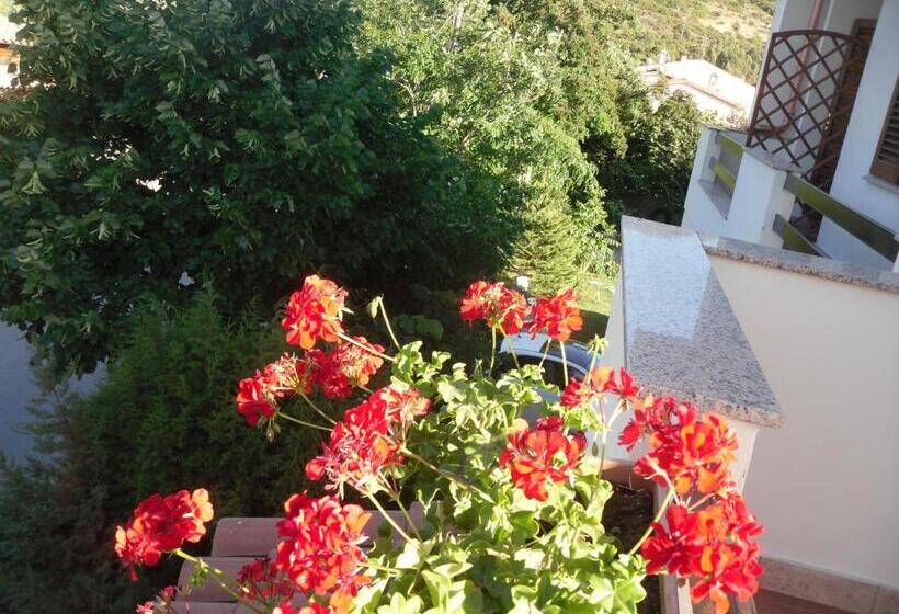 La Ginestra Chia B&b