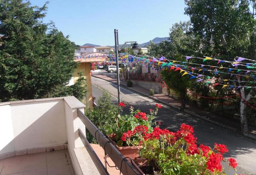 La Ginestra Chia B&b