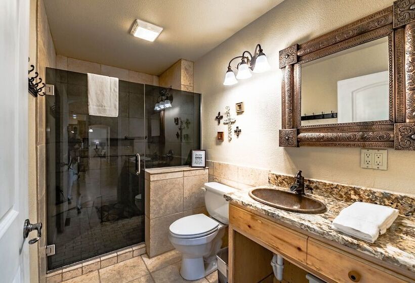 Little Creek Retreat