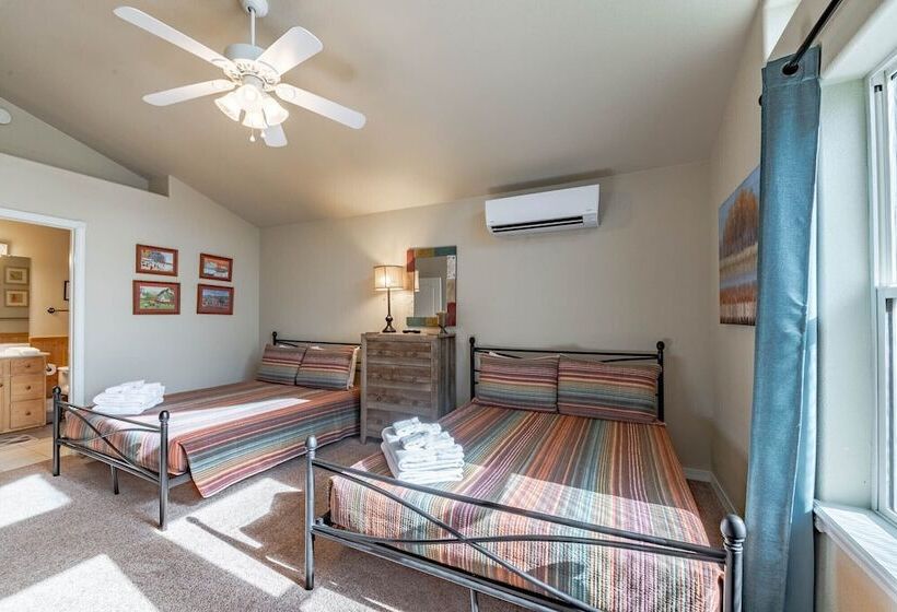 Little Creek Retreat