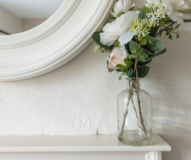 Maggie Puddle Cottage