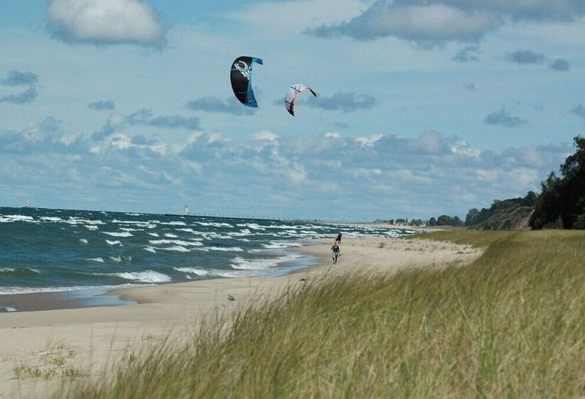 Manistee National Golf And Resort