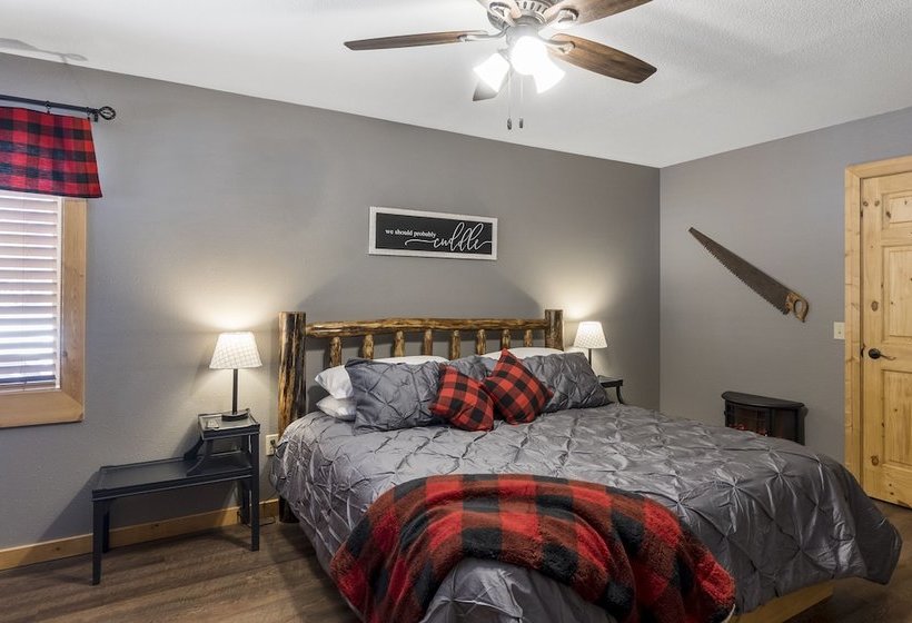 モーテル Timber House Lodge