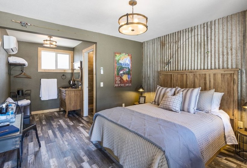 モーテル Timber House Lodge