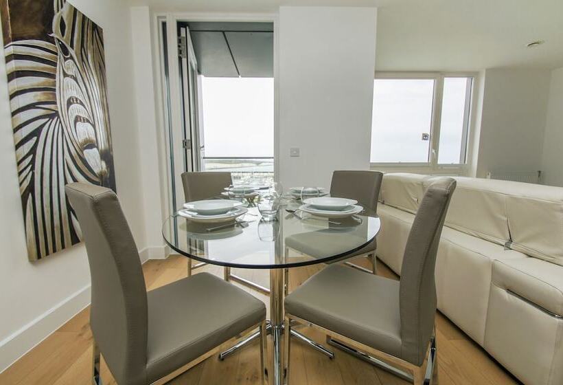 Orion Marina Sea View Parking By Brighton Holiday Lets