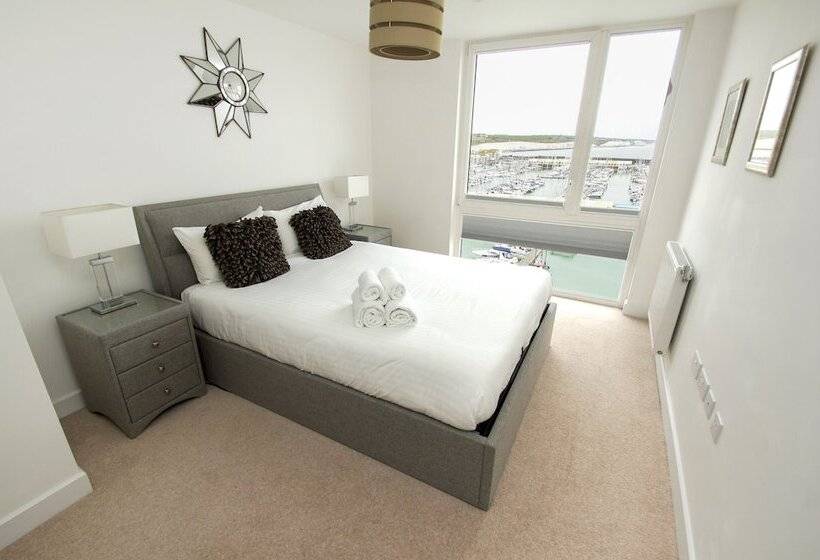 Orion Marina Sea View Parking By Brighton Holiday Lets