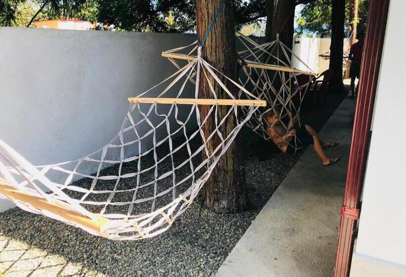 پانسیون Apollo Plus Cottages