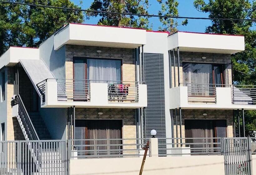 پانسیون Apollo Plus Cottages