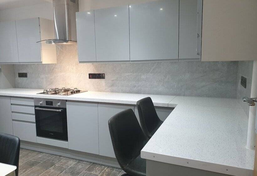 펜션 Arsenal Highbury & Islington Beautifully Presented