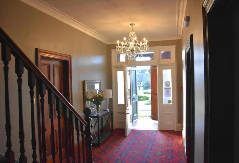 Пансион Brooklynn Guest House