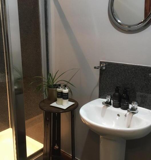 Пансион Brooklynn Guest House