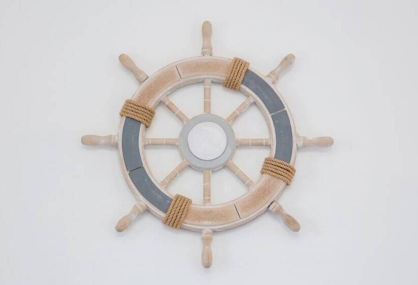 פנסיון Marina View Guest House