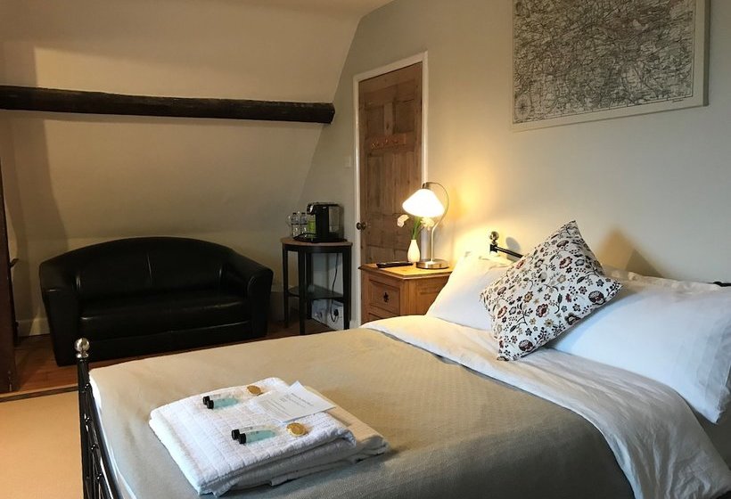 膳宿费 The Hollies