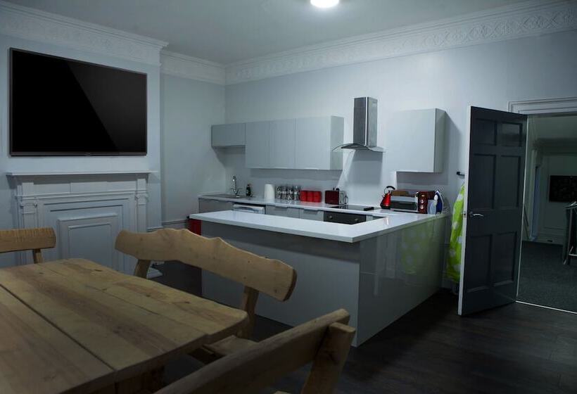 ペンション The L1 Rodney St Rooms