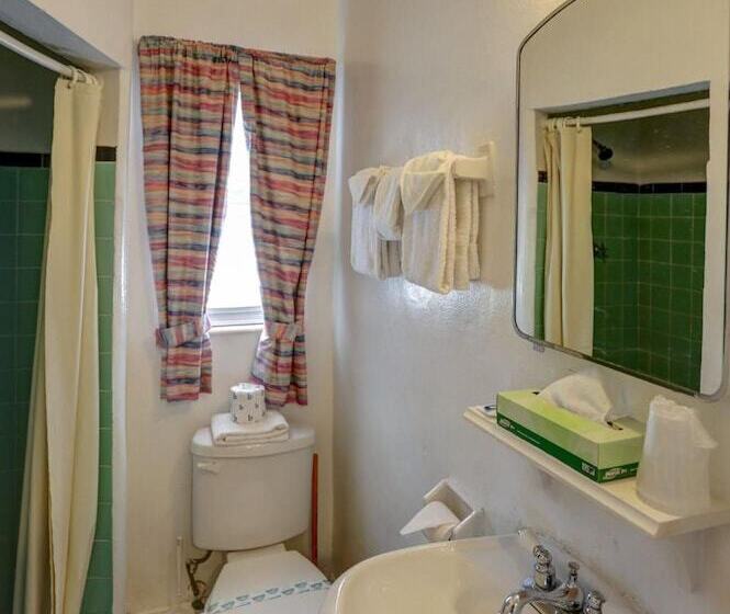 Richard S Motel Extended Stay