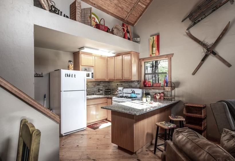 Riverside Dreams By Vtrips