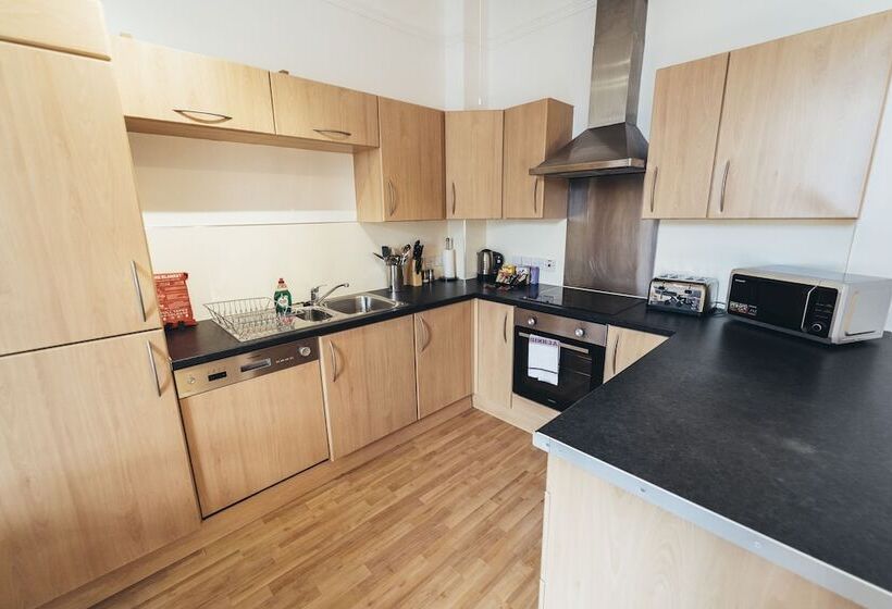 The Stay Company, Dalby House