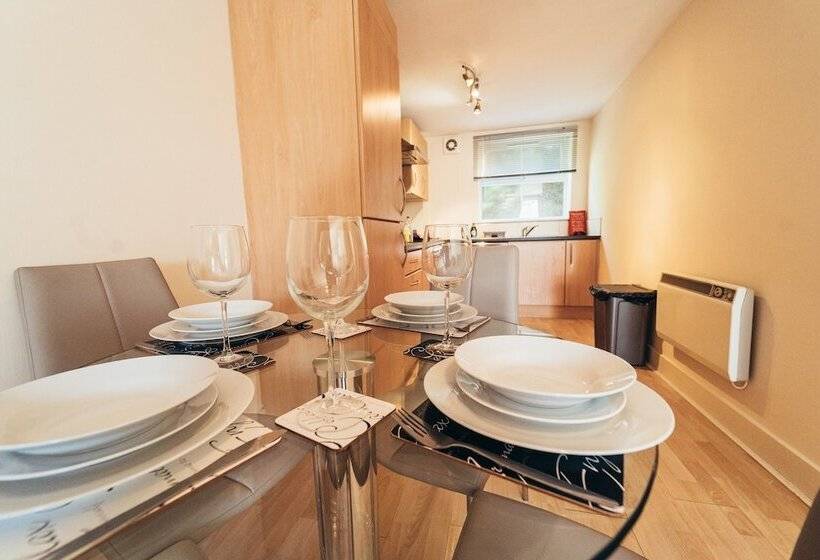 The Stay Company, Dalby House