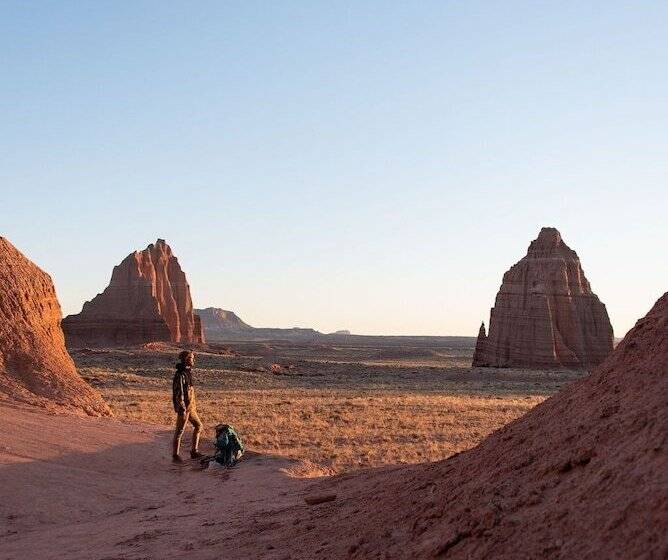 Ofland Escalante