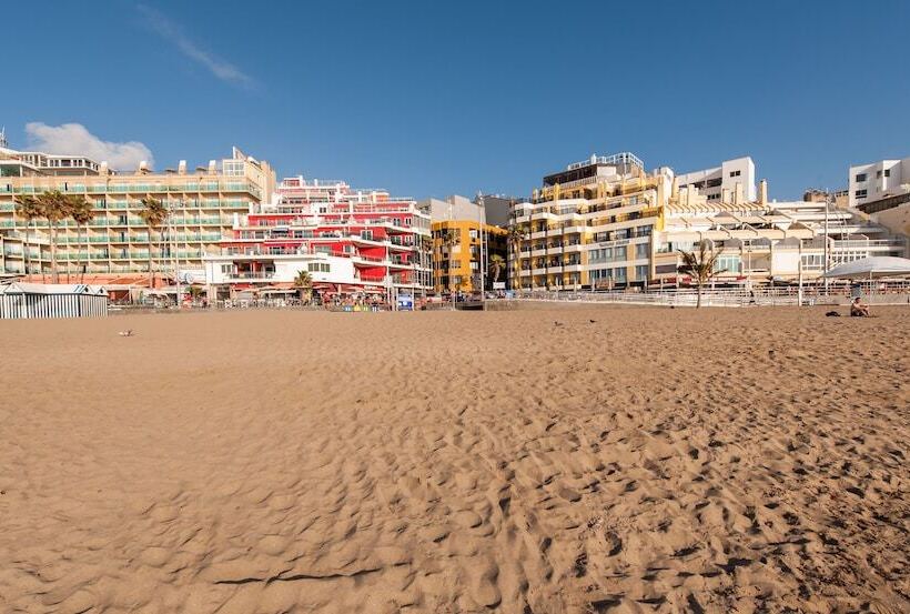 Apartamentos Colón Playa