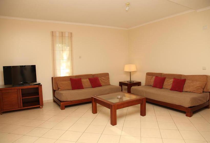 Apartamentos Parque Mourabel