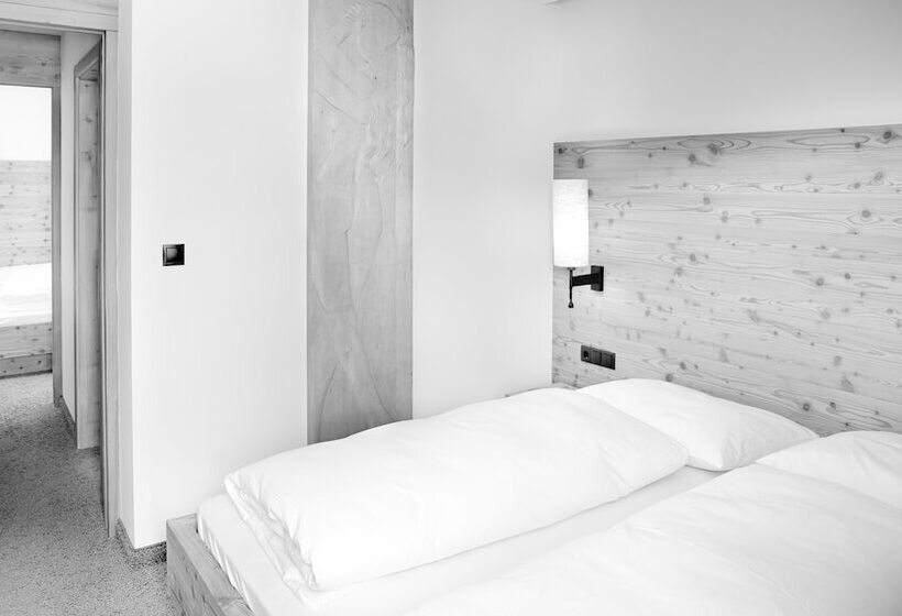 Arthotel Anterleghes Gardenahotels