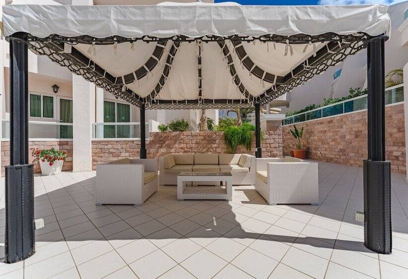 Flamingo Suites Boutique